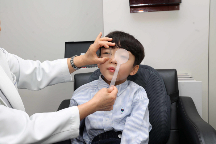 우리 아이 시력검사 골든타임은?…3살 전후 약시, 6살 때 근시 검사 필요