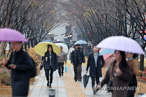 [내일날씨] 흐리고 곳곳에 눈비…서울 낮 최고 8도