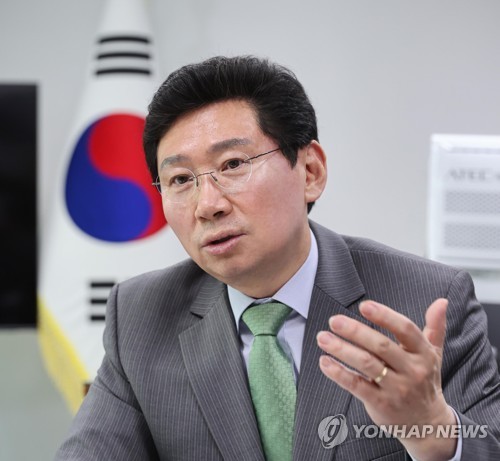이상일 용인시장 "국회 상임위 통과 '반도체특별법안' 미흡"