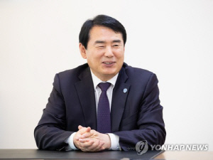 검찰, '직권남용' 이정선 광주시교육감 사전구속영장 청구