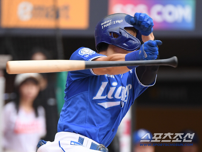 '논란의 15표차 탈락' 선배의 격려…