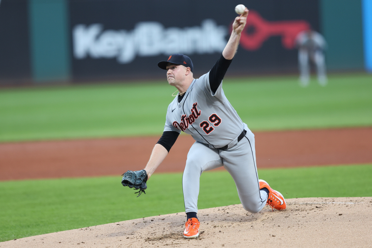 $4억짜리 '2×사이영상' 누가 사려나, "트레이드 불가 선수 없다" D…