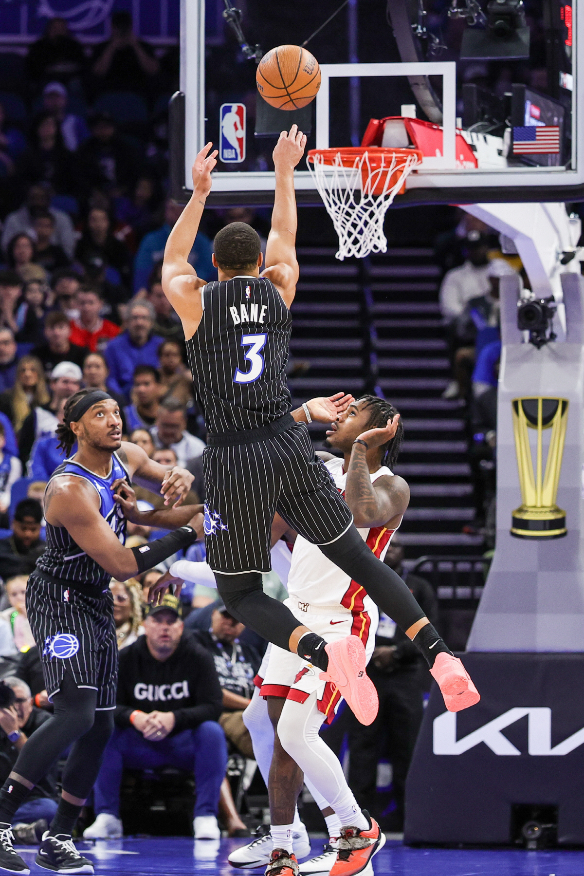 원-투 펀치 시스템 망가진 올랜도. 완전체 마이애미 잡아냈다. 37점 폭…