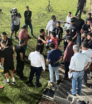 초유의 해프닝, 