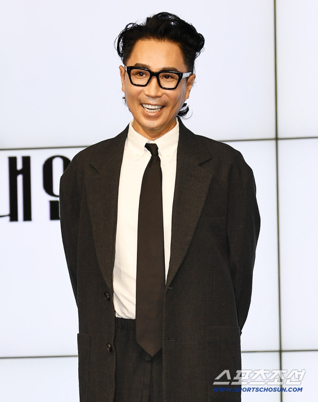 정재형, 박나래 '주사 이모' 친분설에 즉각 해명 