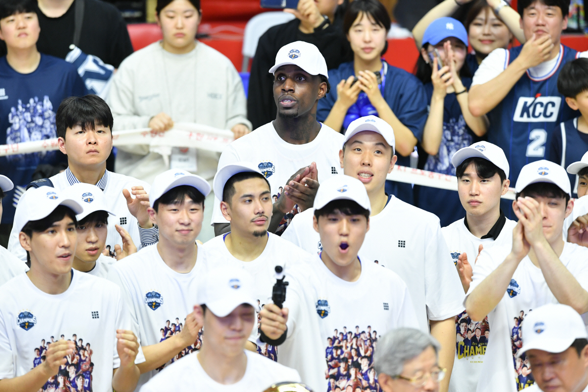 [단독]'결국 라건아 세금분쟁 터졌다!' 라건아, KCC 상대 손배소 파…