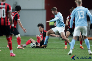 [현장인터뷰]'린가드 고별전에 찬물' 멜버른 시티 감독, 