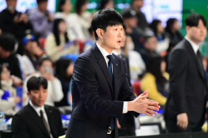 [현장인터뷰] 가스공사 강 혁 감독의 극찬. 고졸 루키 양우혁 