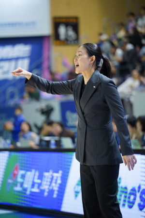 [현장인터뷰] 박정은 BNK 감독, 