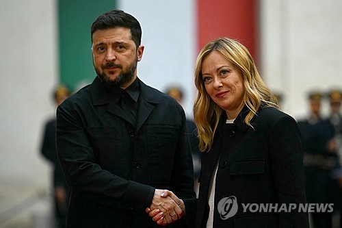 젤렌스키 "중국이 러시아와 협력 강화중…군수산업도 포함"
