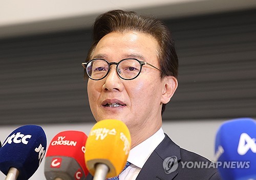 李대통령, '통일교 의혹' 전재수 사의 수용키로…내각 첫 낙마