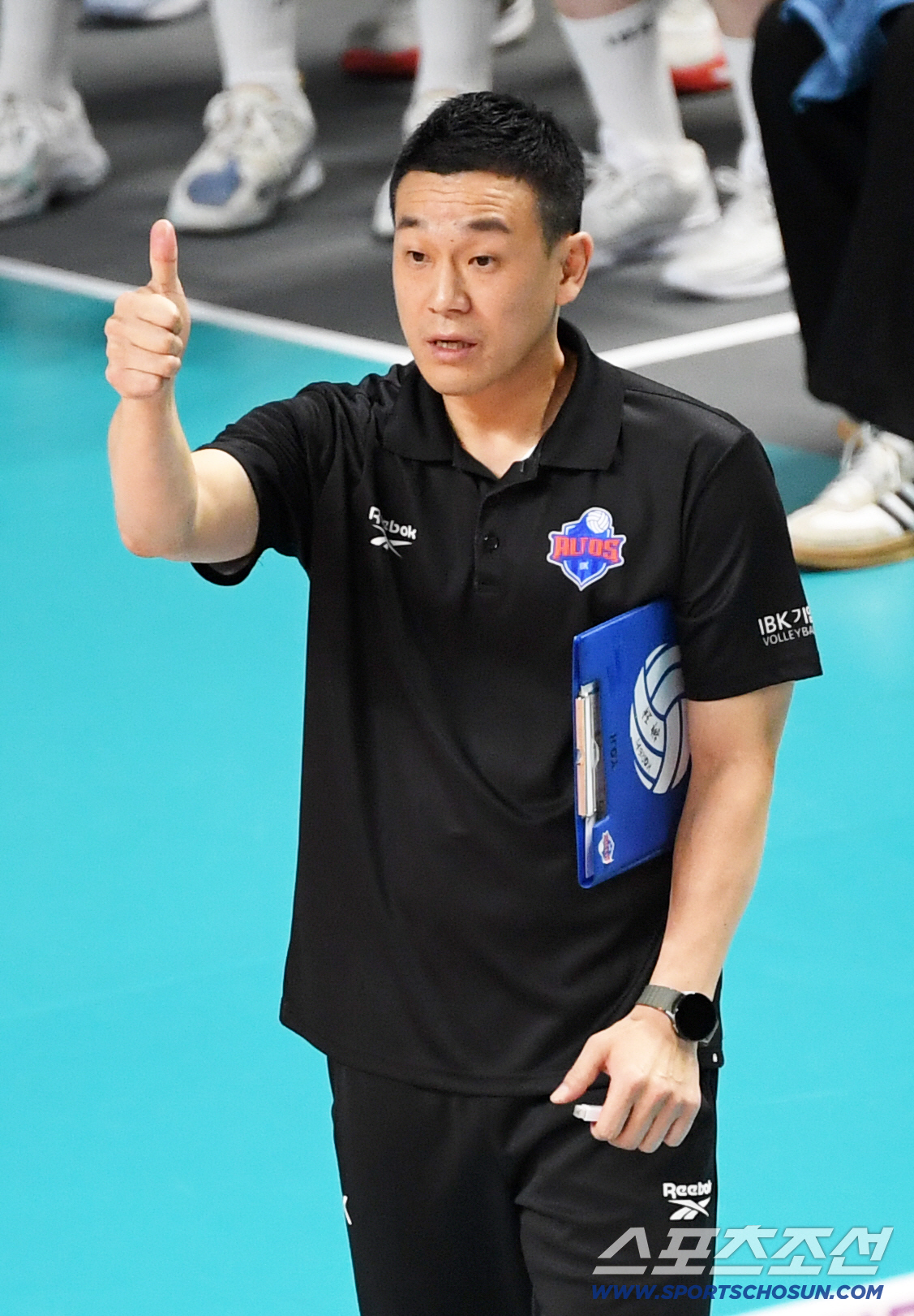 '목이 터져라' 실수하면 어때, 투지가 중요하지...여오현 대행의 열정적…