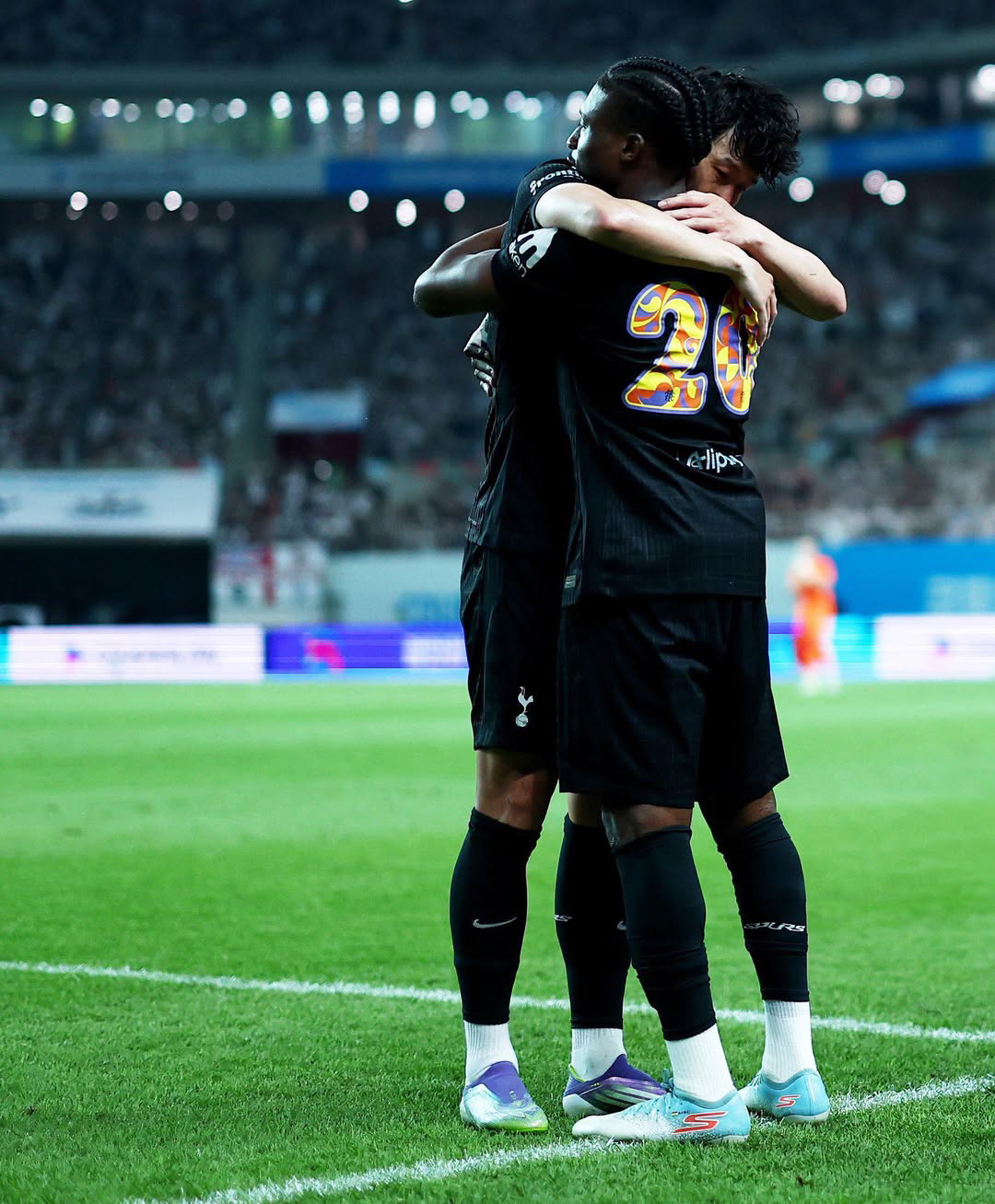 '45분 만에 손흥민 GOAT 선언' 이런 토트넘 후배 없었다...역대급…