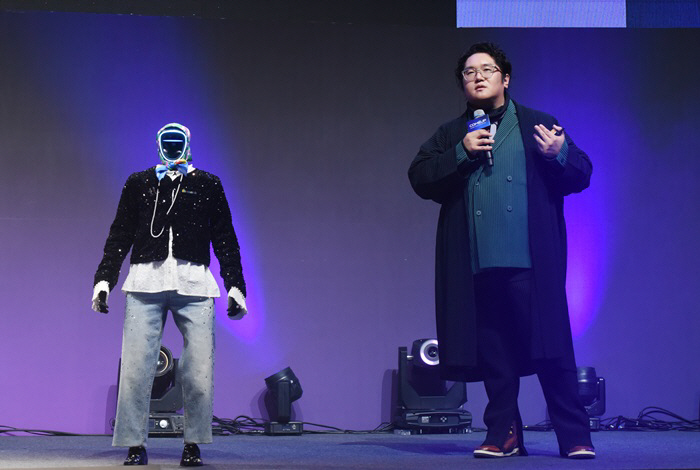 GD소속사에서 만든다는 K팝 로봇아이돌…'진짜 나오겠네' 초융합 엔터테크…