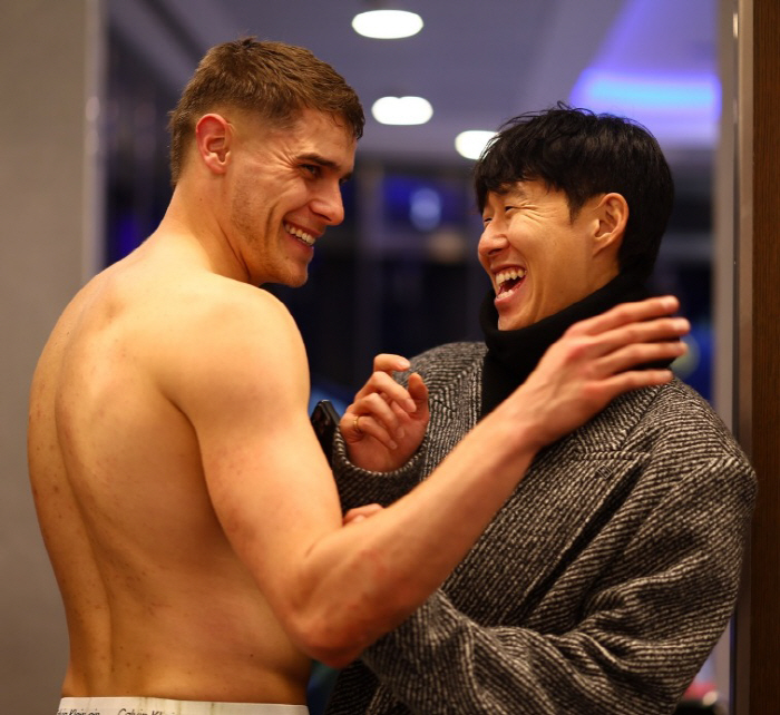 "변호 모르는데 어떻게 연락해요?", "우승은 브레넌 덕이지" '토트넘 …