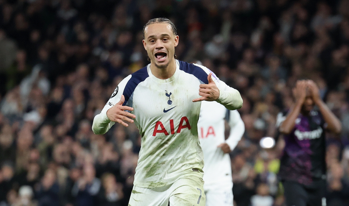 축구는 못해도 손흥민이랑 똑 닮았다, 7번 SON 후계자 합격...'유망…