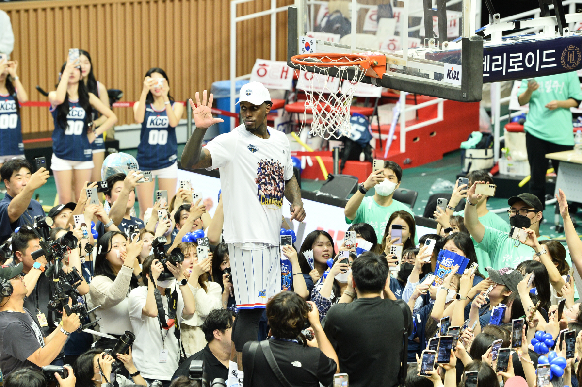 "규정 위반 알고도 방관했나" 라건아 세금분쟁 사건 전말…KBL "가스공…