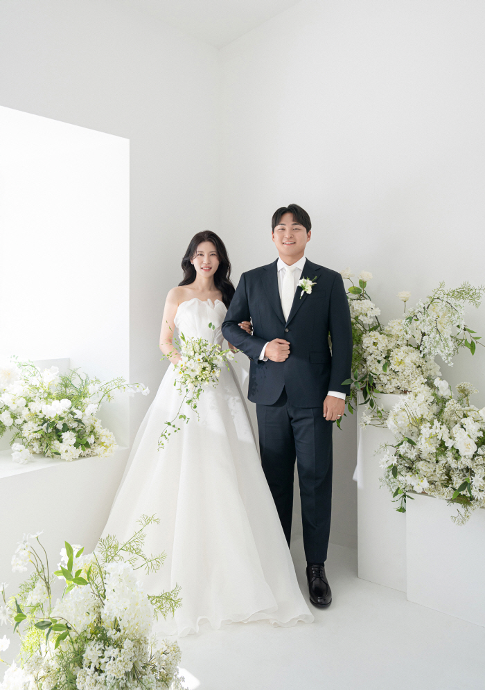 키움 투수 양지율, 품절남 된다..'사격코치' 출신 신부와 13일 결혼