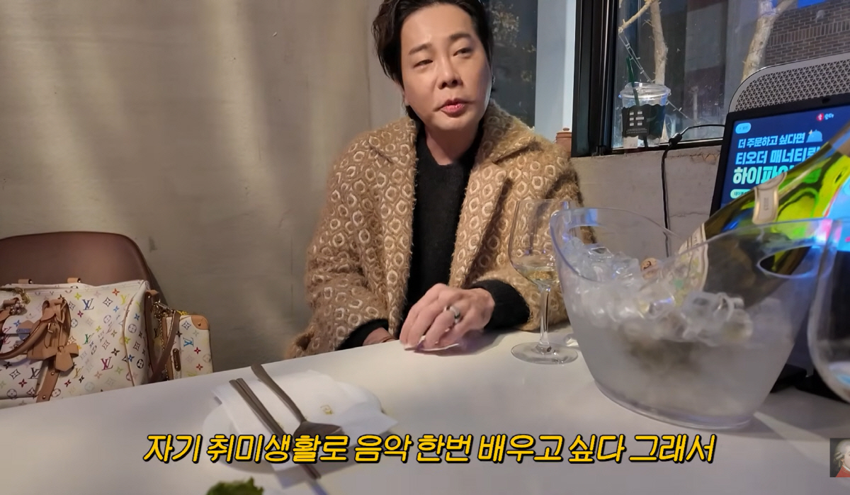 UV 뮤지, 대표곡 '쿨하지 못해 미안해' 탄생비화 공개…"유세윤, 갑자…