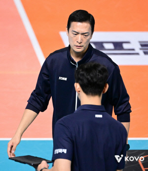 김우진X이윤수가 35득점 해줬는데! '8연패'가 아프다 