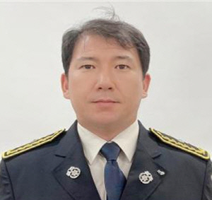 서울주소방서 서문교 소방위, '2025년 영웅소방관' 선정