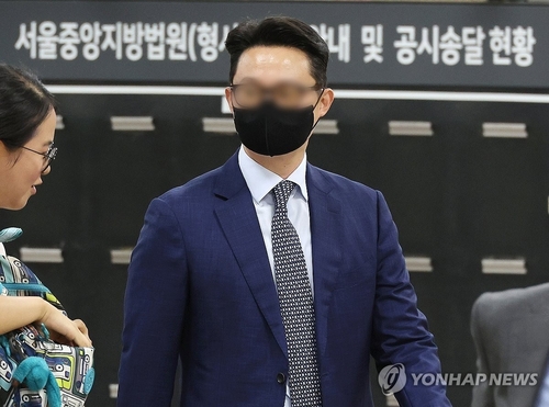 발뺀 윤영호 "세간 회자되는 진술 나는 한적 없어…조심스럽다"