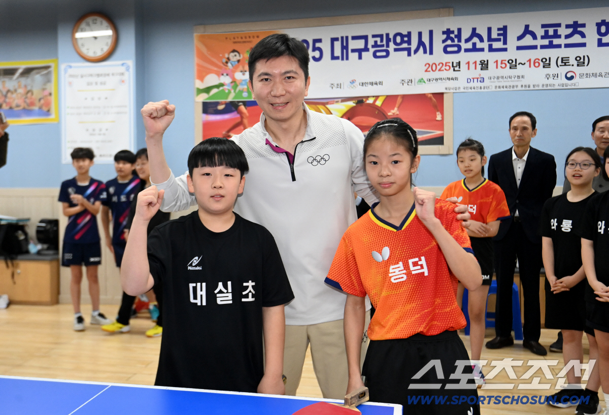 "유승민 회장님,제가 한번 이겨보겠습니다!" 대구 탁구장에 깜짝등장한 '…