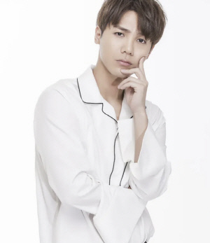 [단독]엠블랙 미르, 1세 연상 비연예인과 21일 결혼…고은아, 시누이 된다