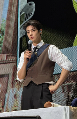 [청룡랭킹] 격차 줄인 변우석, 차은우 넘고 12월 타이틀 가져갈까?