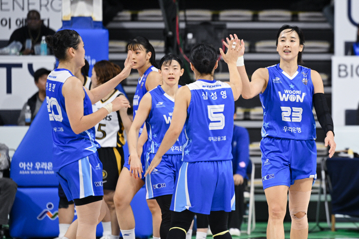 2개의 아킬레스건, 일단 하나는 삭제됐다. 우리은행, KB 잡고 최하위 탈출 성공. 김단비가 부활하고 있다.