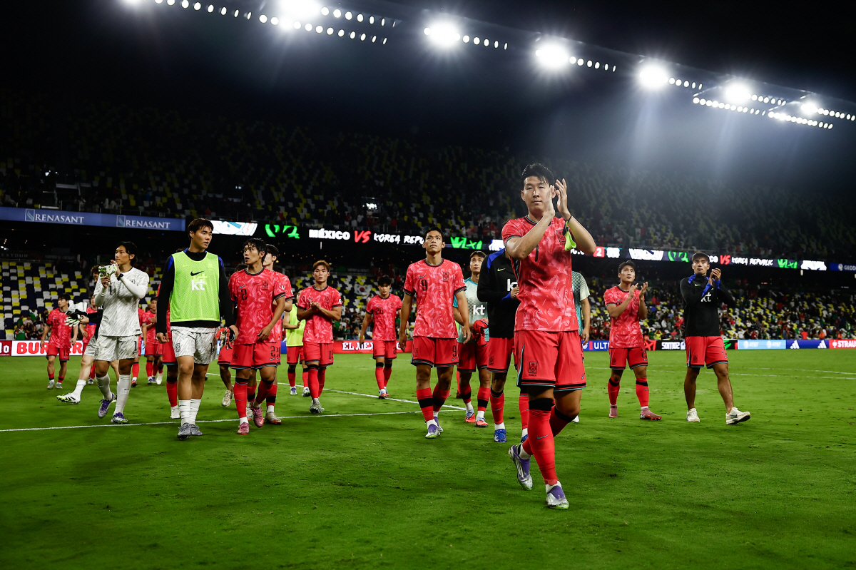 미쳤다! 암표가 1억2천…멕시코 개막전 입장권 가격 폭등, 한국 팬 직관…