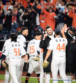 앞으로 이런 외인 또 있을까? 끝나지 않는 한화 사랑 