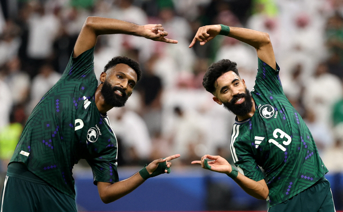 "이기면 휴가 요구" 오일머니 급성장 사우디, 그러나 현실은...대표팀 …