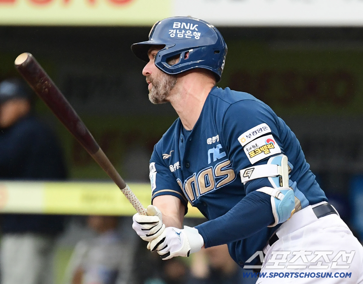 이런 조건을 받아들인다고? 믿기지 않는 6억 포기, 왜 다년 계약 무효됐…