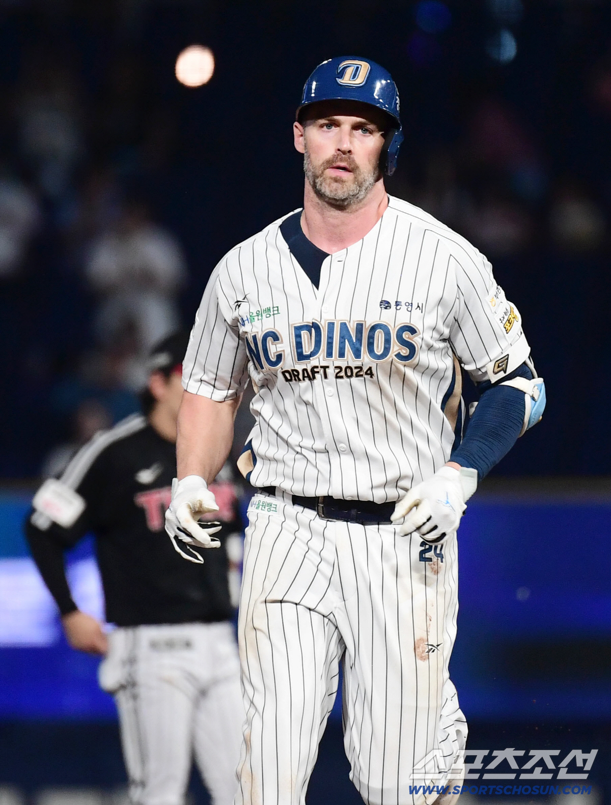 이런 조건을 받아들인다고? 믿기지 않는 6억 포기, 왜 다년 계약 무효됐…