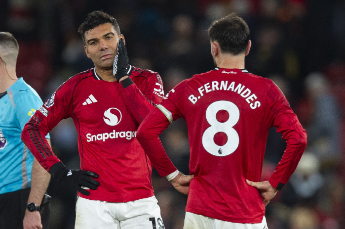 '빚만 2조5480억' 맨유 설마 강등 철퇴? 경영진 교체에도 해결되지 않는 부담…이유는