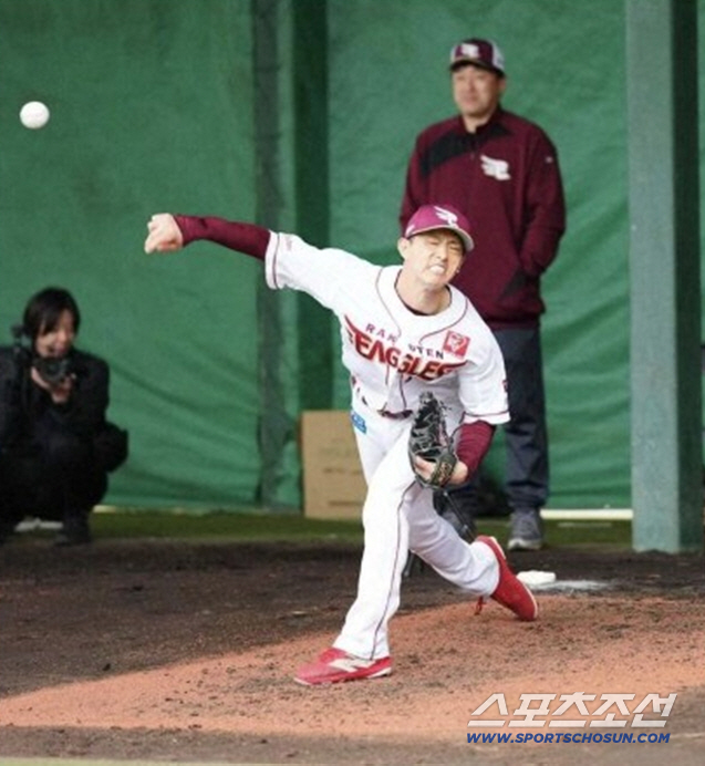 5년 연속 골든글러브 수상하면 뭐하나…FA 신청했는데 누구도 연락하지 않…