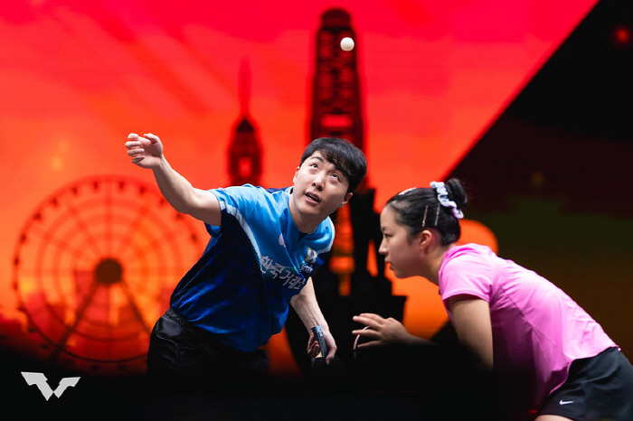 "美쳤다!하루2번 만리장성 넘고 우승" 임종훈-신유빈,中남녀1위조 3대0…