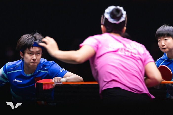 "美쳤다!하루2번 만리장성 넘고 우승" 임종훈-신유빈,中남녀1위조 3대0…