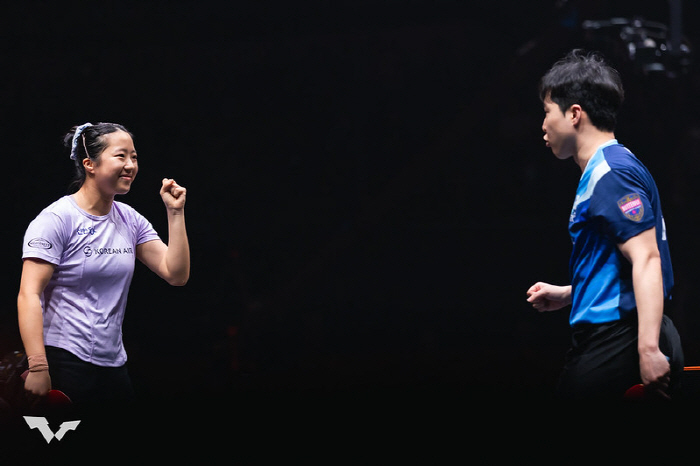 "美쳤다!하루2번 만리장성 넘고 우승" 임종훈-신유빈,中남녀1위조 3대0…