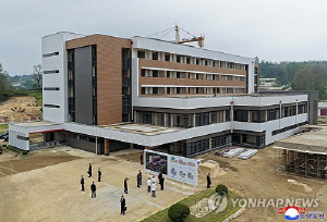北, 두 번째 지방병원 준공…김정은 
