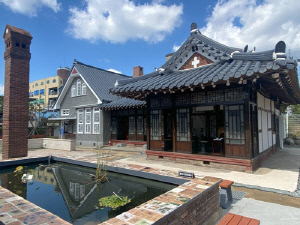 [빈집의 재탄생] 철거 위기 근대가옥, '인문학당'으로 다시 호흡