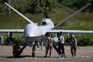 군산 앞바다 빠진 400억원짜리 美킬러드론 '리퍼' 기체 인양