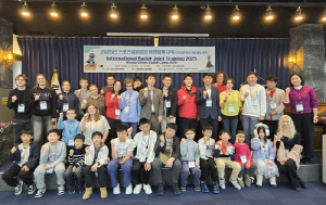 '반상의 전설' 이창호를 만난 해외 팬들…겨울 바둑 캠프 성황