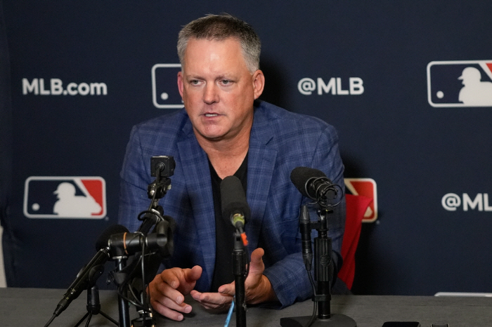 '3SV 보태면 역대 3위' 1년 163억에 DET에 새 둥지, 내년 39살인데 "나 아직 죽지 않았어!"