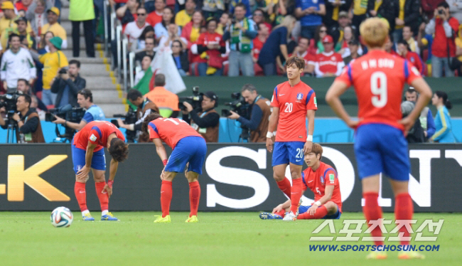 홍명보호 32강 마지막 관문 남아공…최대 적은 브로스 감독의 입? '브라…