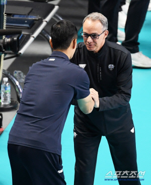 '아히 매치' 승리 이끈 파에스 감독 