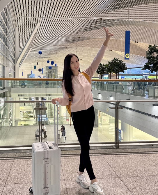 윤정수♥원진서, 결혼식 2주만에 '기쁜 소식' 전했다..."설레서 촌스럽…