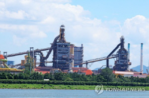 고용노동부·경찰, 가스 중독사고 관련 포스코 본사 압수수색