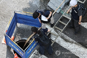 경찰, '강서구 맨홀 사망사고' 시공업체 현장소장·감리 송치